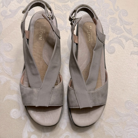 Naot Shoes Size 40 - Picture 1 of 9